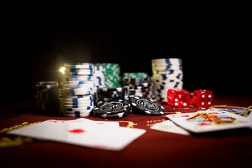 A professional dealer in a tuxedo greeting players at the roulette table, symbolizing the authentic live casino feel at BAJI200.